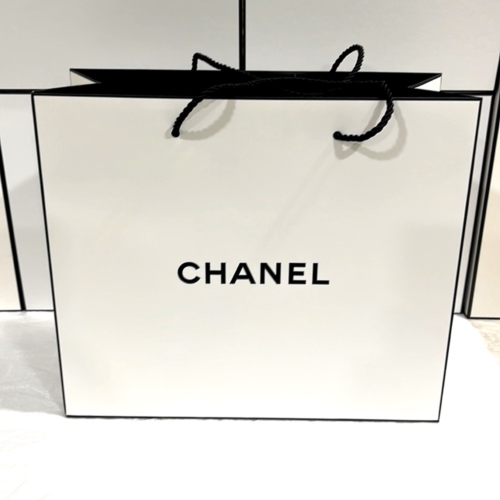 Chanel Bag - Picture 8 of 8